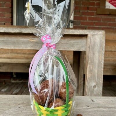 Paaseieren in mandje